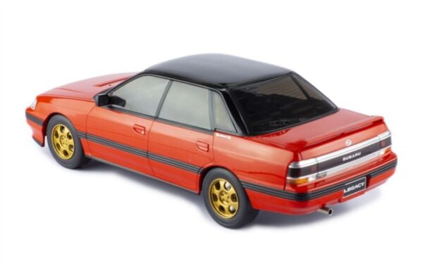 Ixo 864 1/18 Ölçek, Subaru Legacy RS 1991, Red-Blac k, Sergilemeye Hazır Metal Araba Modeli
