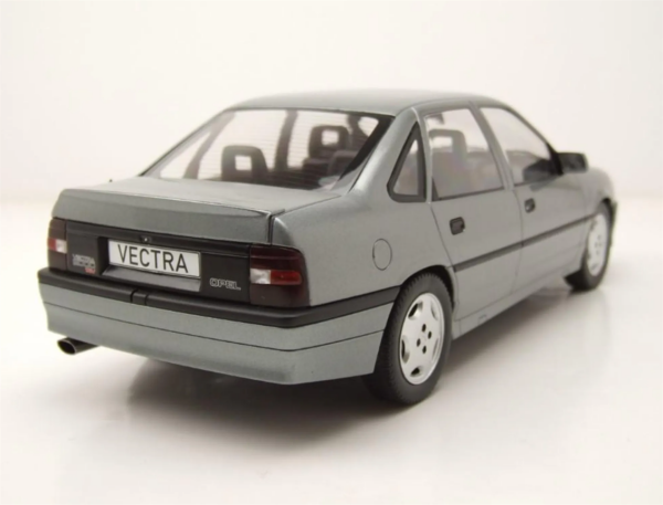 Mcg 18462 1/18 ÖlçEK, Opel Vectra A 2000-1990, Grey Metallik, Sergilemeye Hazır Metal Araba Modeli