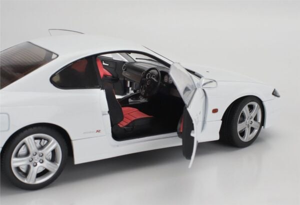 Solido 1804306 1/18 Ölçek, Nissan Silvia Spec. S15 R Aero, Aspen White, Sergilemeye Hazır Metal Araba Modeli