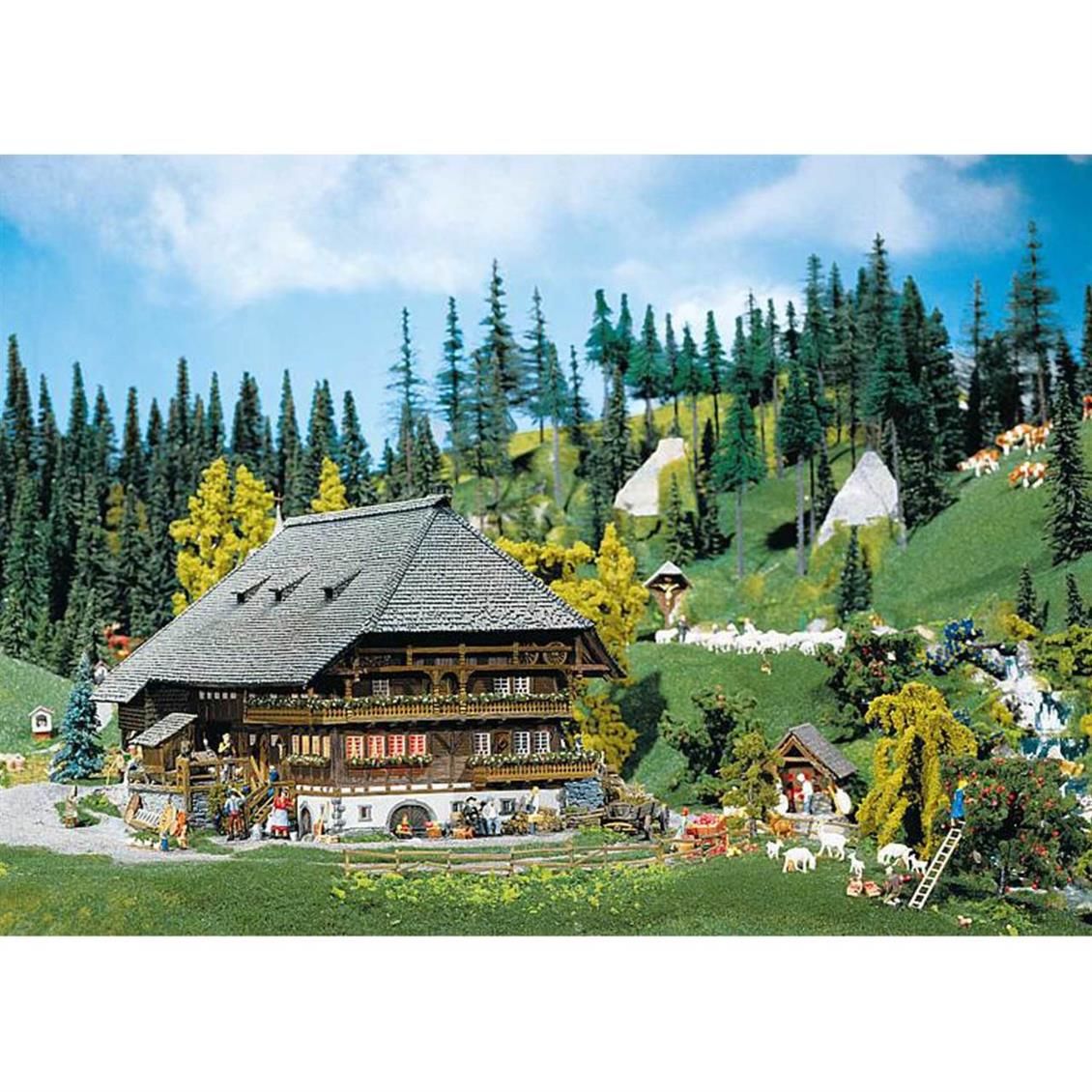 Faller 130366 1/87 Ölçek, Kara Orman Çiflik Evi, Plastik Model Kiti