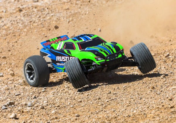 Traxxas Rustler HD 1/10 2WD + USB Şarj Aleti Yeşil