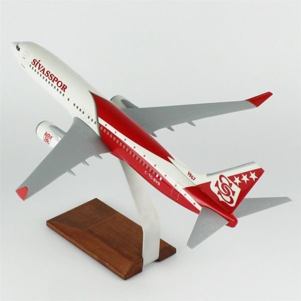 THY013 1/100 Ölçek, THY Sivas Spor B737-800 Yolcu Uçağı, Sergilemeye Hazır Ahşap Standlı Model