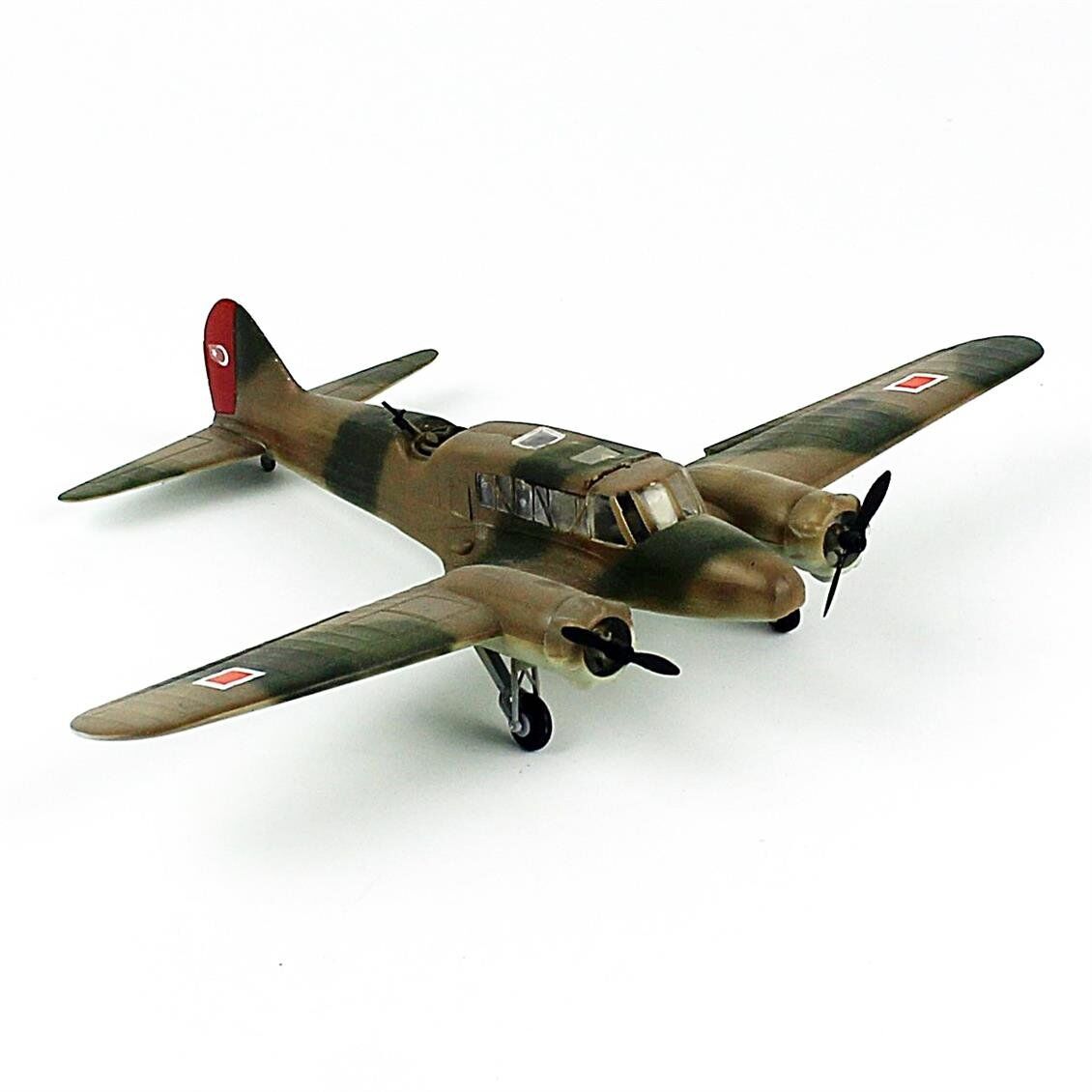 QD185 1/72 Ölçek, Avro (Anson) Türk Hv. Kuv., Sergilemeye Hazır Plastik Uçak Modeli