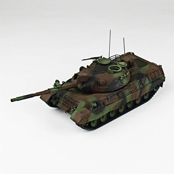 QD201 1/35 Ölçek, Leopard 1A2, Italeri, Sergilemeye Hazır Plastik Tank Maketi