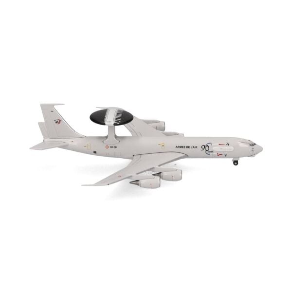 Herpa 538299 1/500 Ölçek, Fransa Hava Kuvvetleri Boeing E-3F Sentry (36th Airborne CCW) Charognard, Metal, Sergilemeye Hazır Mo