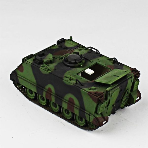 QD215 1/35 Ölçek, M113A1, Tamiya, Sergilemeye Hazır Plastik Tank Maketi