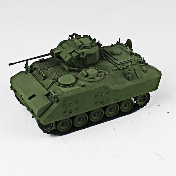 QD217 1/35 Ölçek, FNSS ZMA 25 mm. Canon, AFV Club, Sergilemeye Hazır Plastik Tank Maketi