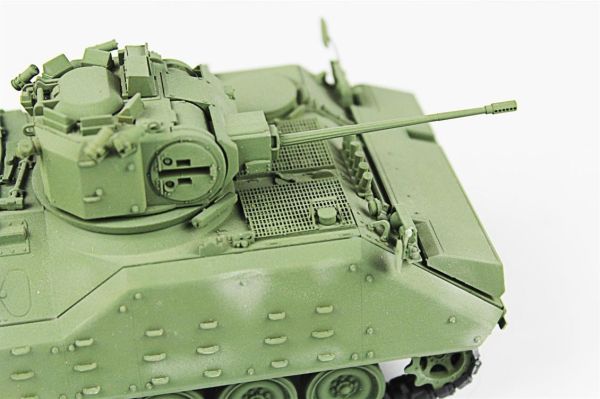 QD217 1/35 Ölçek, FNSS ZMA 25 mm. Canon, AFV Club, Sergilemeye Hazır Plastik Tank Maketi