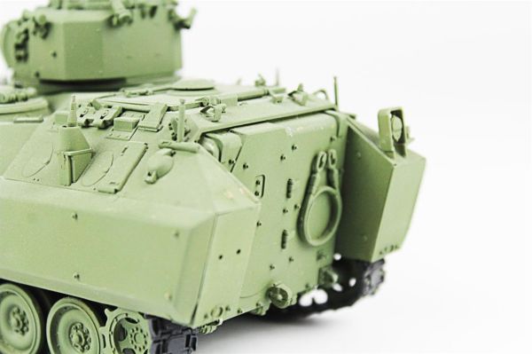 QD217 1/35 Ölçek, FNSS ZMA 25 mm. Canon, AFV Club, Sergilemeye Hazır Plastik Tank Maketi