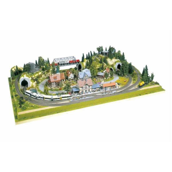Noch 81600 1/87 Ölçek, (Rosenheim) Hazır Diorama Zemini 160 x 100 x 23.5(H) cm.