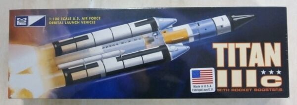 TITAN ROCKET 1/100