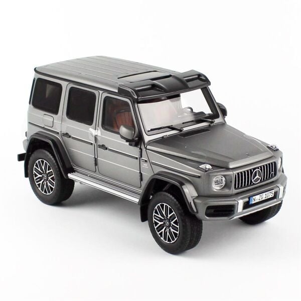 NZG 1075/61 1/18 Ölçek, Mercedes-AMG G 63, Platin Magno, Sergilemeye Hazır Metal Model
