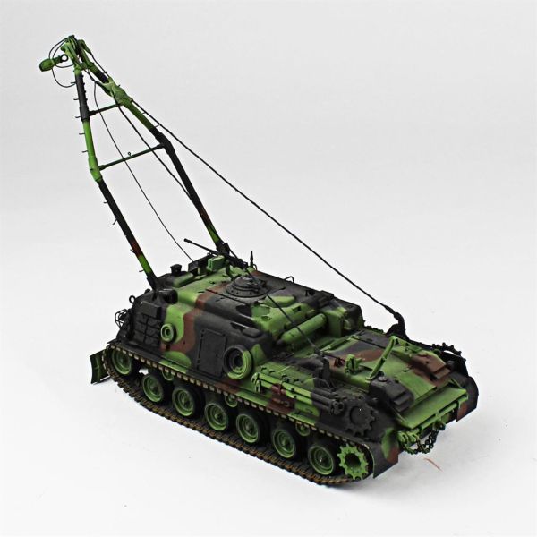 QD227 1/35 Ölçek, M88 Bergepanzer / afv club Sergilemeye Hazır Plastik Tank Maketi