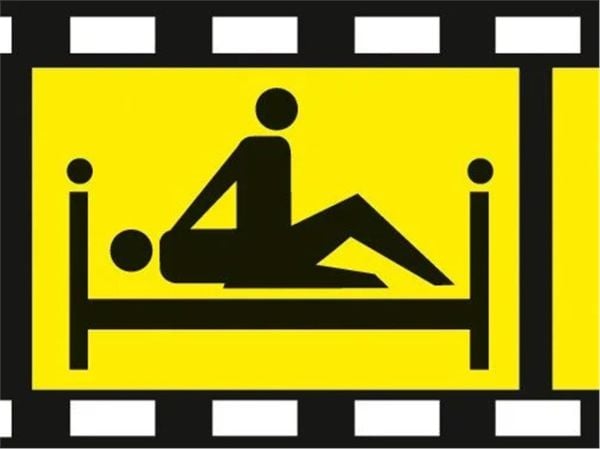 Noch 15951 1/87 Ölçek Yataklı Seksi Figür-A, 2 Adet
