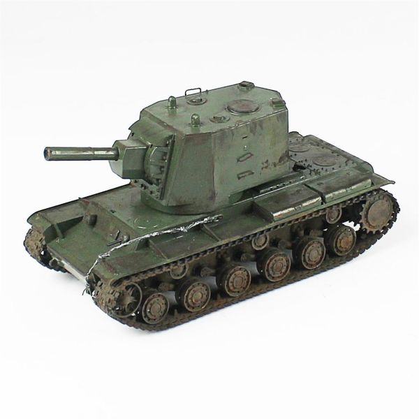 QD231 1/35 Ölçek, KV-2, Zvezda, Sergilemeye Hazır Plastik Tank Maketi