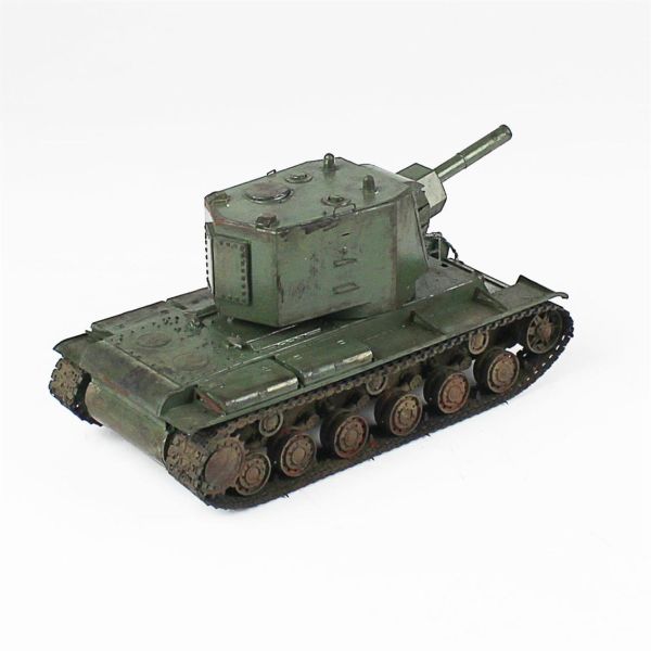 QD231 1/35 Ölçek, KV-2, Zvezda, Sergilemeye Hazır Plastik Tank Maketi