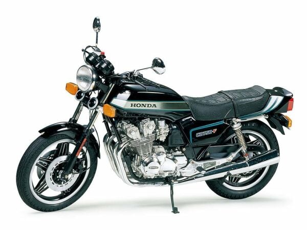 1/6 Honda CB 750F