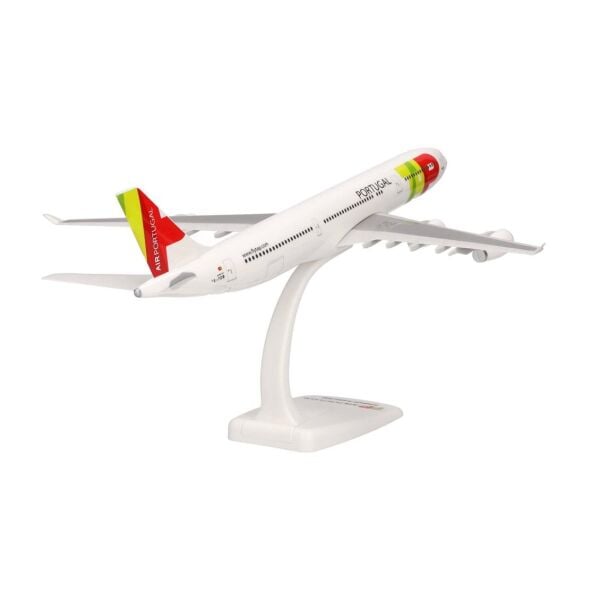 Herpa 614528 1/200 Ölçek, TAP Portekiz Havayolları Airbus A340-300, CS-TOB, Snapfit, Plastik, Standlı, Sergilemeye Hazır Model
