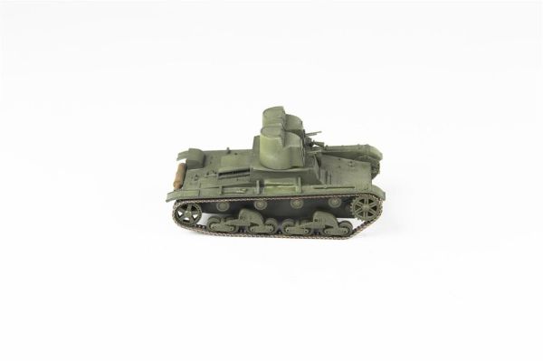 QD239 1/35 Ölçek, T-26 Hafif Tank, Hobbyboss, Sergilemeye Hazır Plastik Tank Maketi