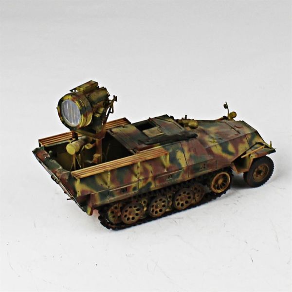 QD256 1/35 Ölçek, Sdkfz 251/20 Ölçek, UHU, AFV Club, Sergilemeye Hazır Plastik Tank Maketi