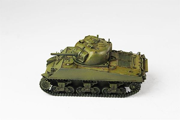 QD277 1/35 Ölçek, M4 Sherman, Tamiya, Sergilemeye Hazır Plastik Tank Maketi