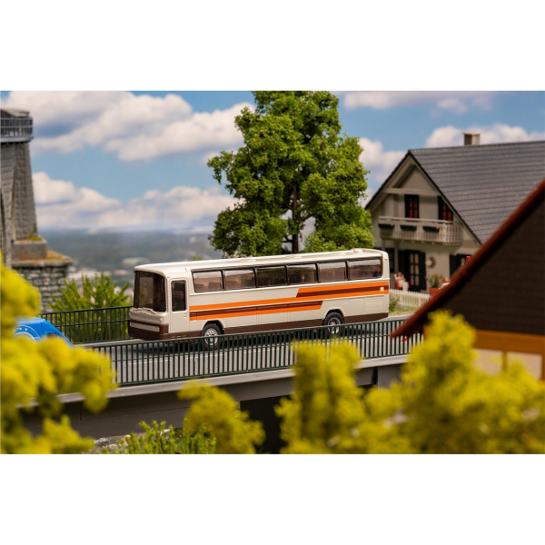 Faller 161441 1/87 Ölçek, Car System MB O 303 RHD Otobüs (Wiking)
