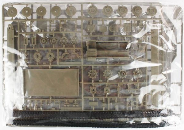 Hobbytime 059 1/35 Ölçek, ZMA-15 / ACV-15 Zırhlı Muharebe Aracı, Plastik Model kiti