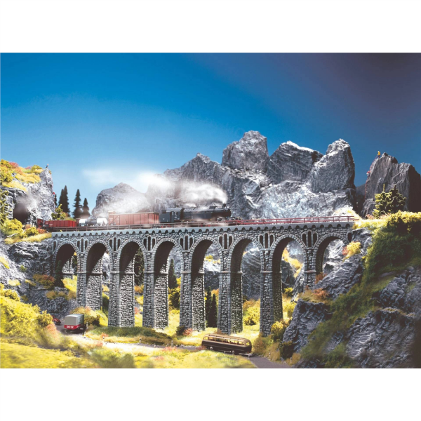 Noch 58661 1/87 Ölçek, Yığma Taştan Viyadük Ayağı, 15 cm.