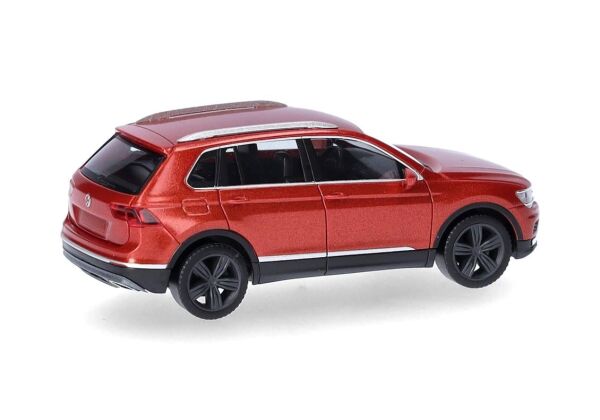 Herpa 038607-007 1/87 Ölçek, VW Tiguan, (AD1), Metalik Turuncu, Sergilemeye Hazır Model Araç