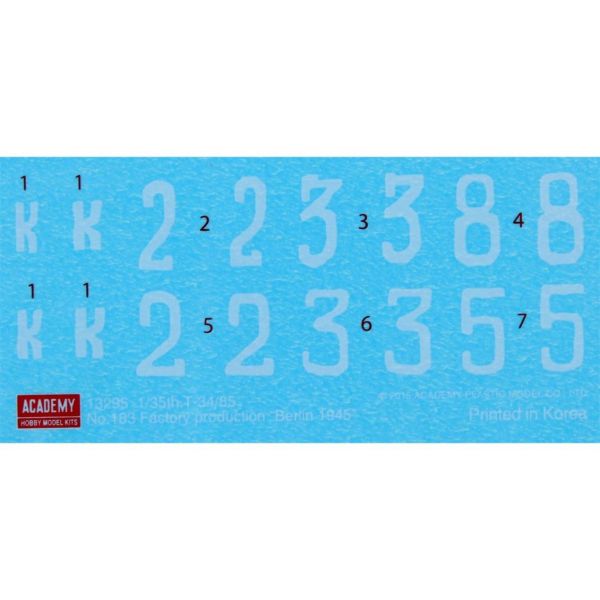 Academy 13295 1/35 Ölçek, T-34/85 No.183 Factory Berlin 1945 Tankı, Plastik Model kiti