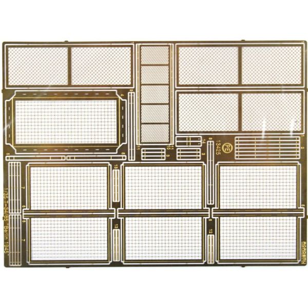 Academy 13295 1/35 Ölçek, T-34/85 No.183 Factory Berlin 1945 Tankı, Plastik Model kiti