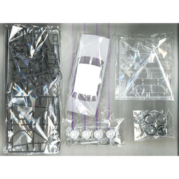 Nunu BX24027 1/24 Ölçek, Volvo 240 Turbo (1985 DTM Champion), Otomobil Plastik Model Kiti