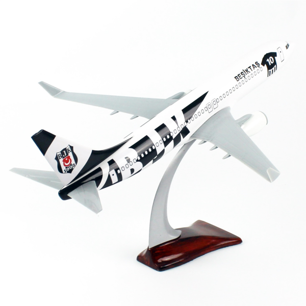1/200 BEŞİKTAŞ SERGİLEMEYE HAZIR YOLCU UÇAĞI
