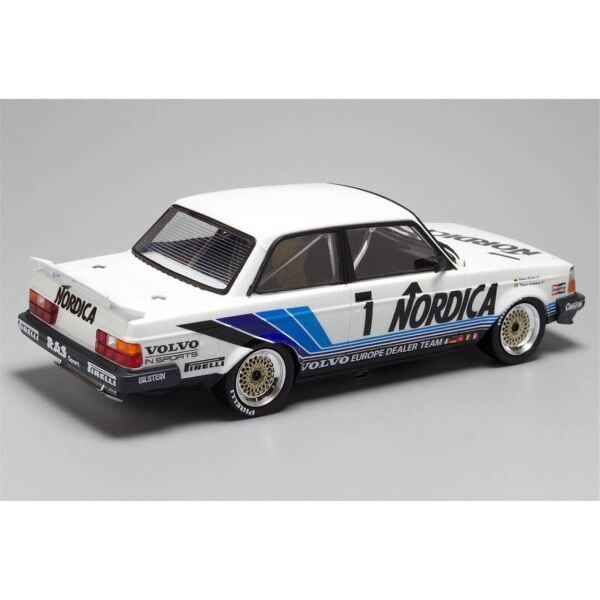 Nunu PN24013 1/24 Ölçek, Volvo 240 Turbo (1986 ETCC Hockenheim Winner), Otomobil Plastik Model Kiti