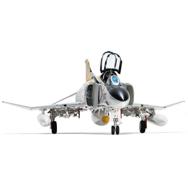 Zoukei Mura SWS48-09 1/48 Ölçek, F-4J Phantom II (Navy) Savaş Uçağı, Plastik Model kiti