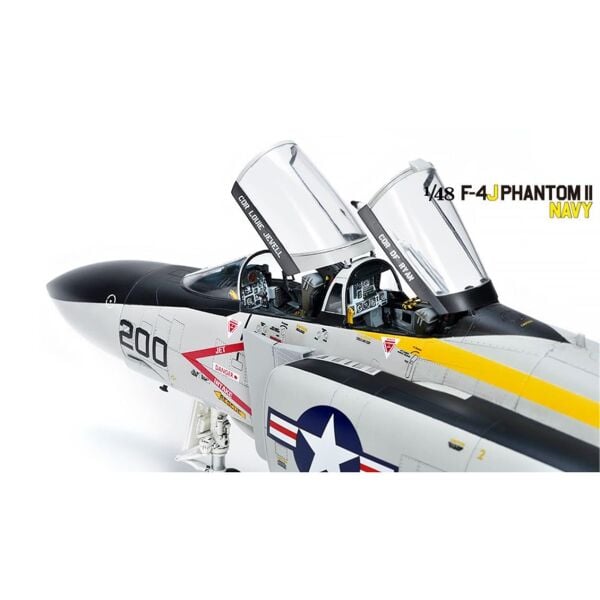 Zoukei Mura SWS48-09 1/48 Ölçek, F-4J Phantom II (Navy) Savaş Uçağı, Plastik Model kiti