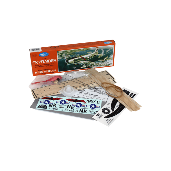 Guillow's 904 1/35 Ölçek, Skyraider, 43cm, Balsa, Serbest Uçuş Model Kiti