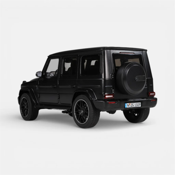 NZG 1109/52 1/18 Ölçek, Mercedes-AMG G 63 4x4 Arazi Aracı, Gece Siyahı, Sergilemeye Hazır Metal Model