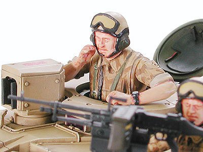 1/35 Challenger 2 ( Desertized )