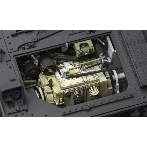 Meng SPS-017 1/35 Ölçek, Bradley Zırhlı Personel Taşıyıcı, İç Detaylı ve MUSK III, Plastik Model kiti