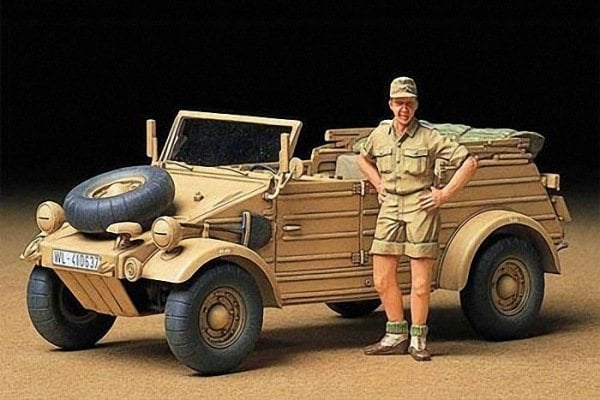 1/35 Kuebelwagen Type 82 (Africa)