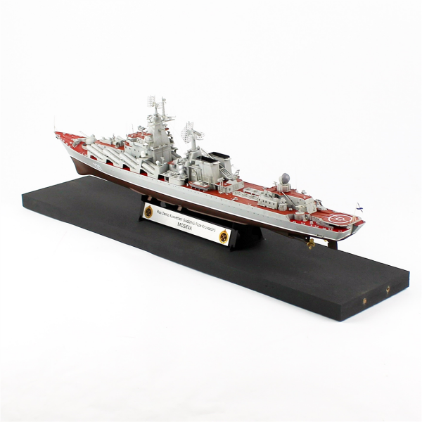 QD410 1/350 Ölçek, Moskva Rus Güdümlü Füze Kruvazörü, Camekanlı, Sergilemeye Hazır, Plastik Gemi Modeli