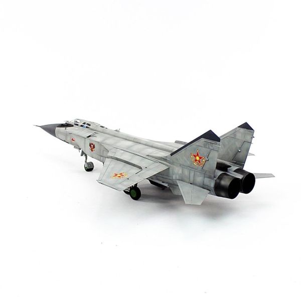 QD161 1/48 Ölçek, Mig-31 Sergilemeye Hazır Plastik Uçak Maketi