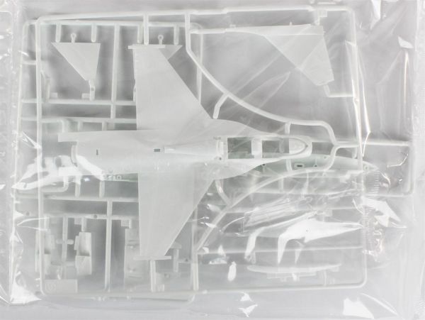 Academy 12519 1/72 Ölçek, ROKAF T-50 Advanced Trainer Eğitim Uçağı , Plastik Kiti