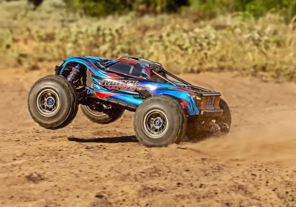 Traxxas Maxx Ultimate Mavi