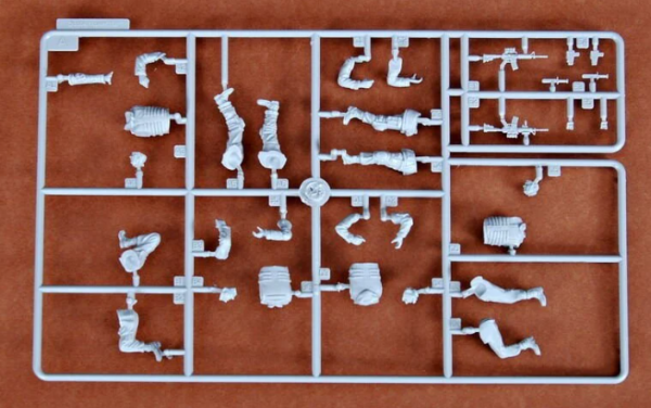 1/35 Figure-U.S. 101st. Airborne Division Crew