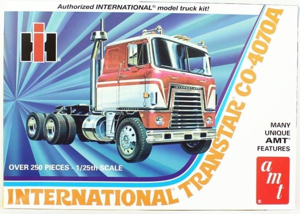 AMT 1203 1/25 Ölçek, International Transtar CO-4070A Semi Tractor, Plastik Çekici Maketi