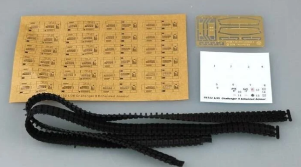 1/35 British Challenger 2 with Anti Heat Fence