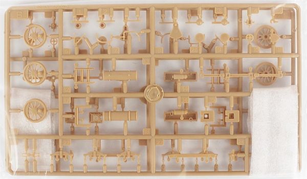 HobbyBoss 82913 1/72 Ölçek, Alman WR360 C12 Lokomotifi, Plastik Model kiti