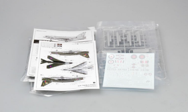 1/72 BAC Lightning F.2A/F.6